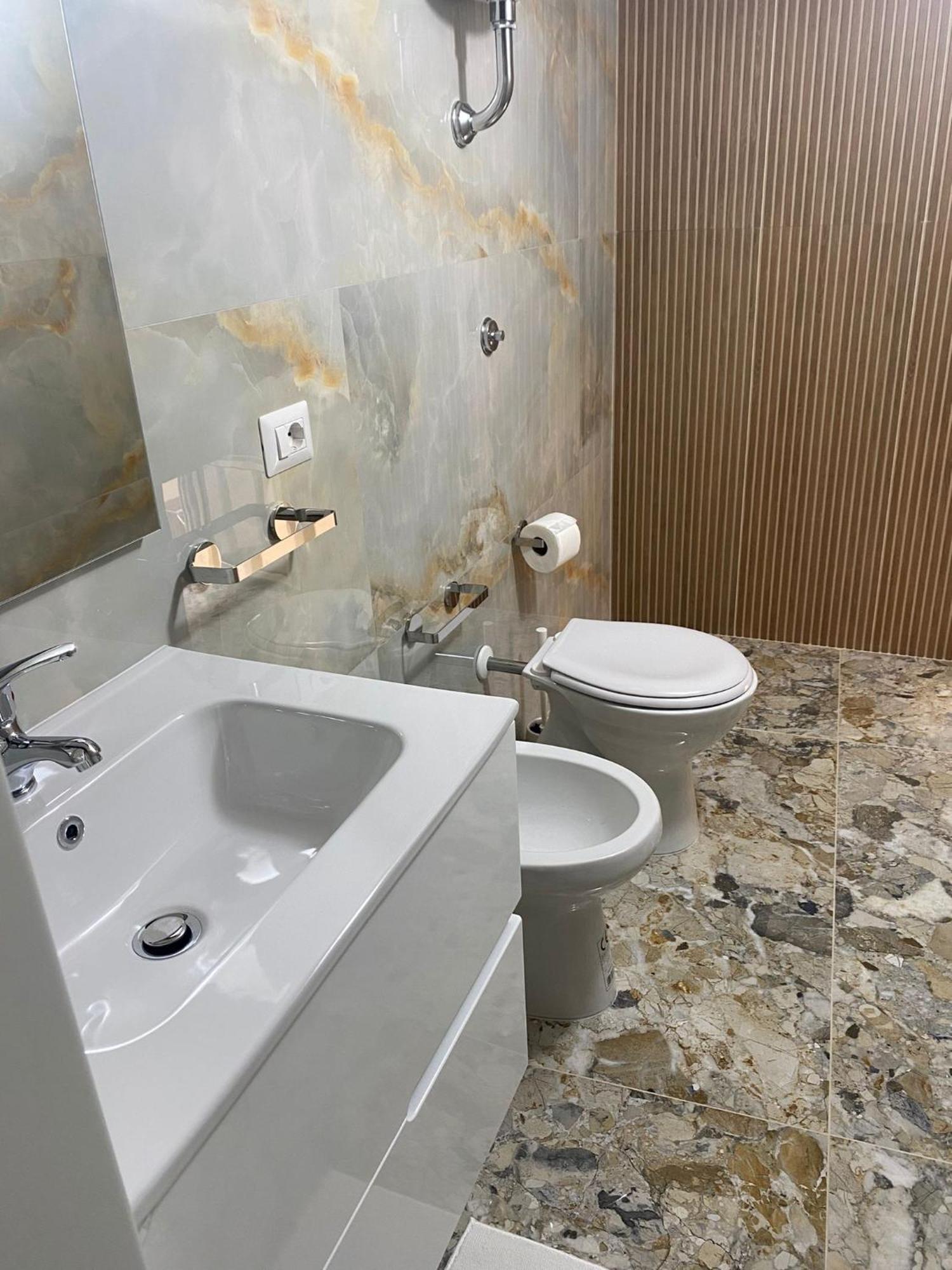 شقة Dora House Napoli المظهر الخارجي الصورة
